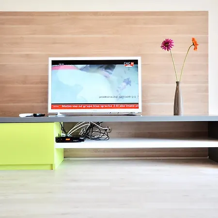 Bretia スティヴァン