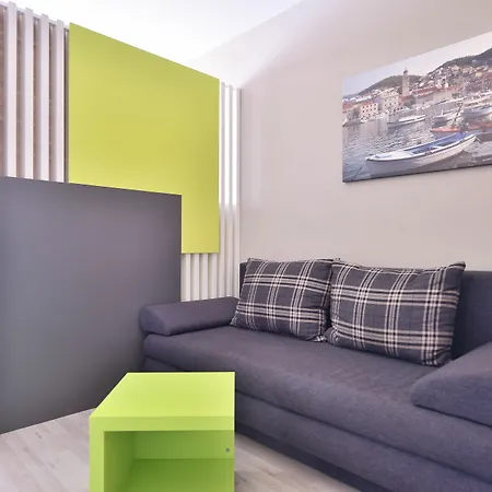 Bretia Apartment *