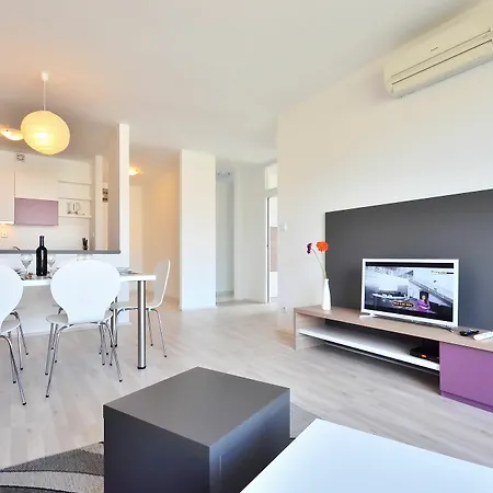 Bretia Apartment Sutivan