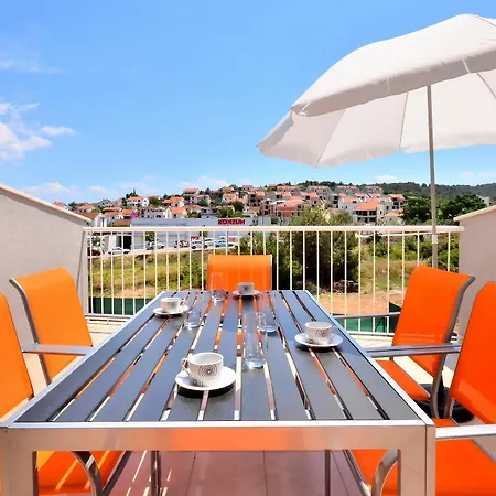 Apartment Bretia